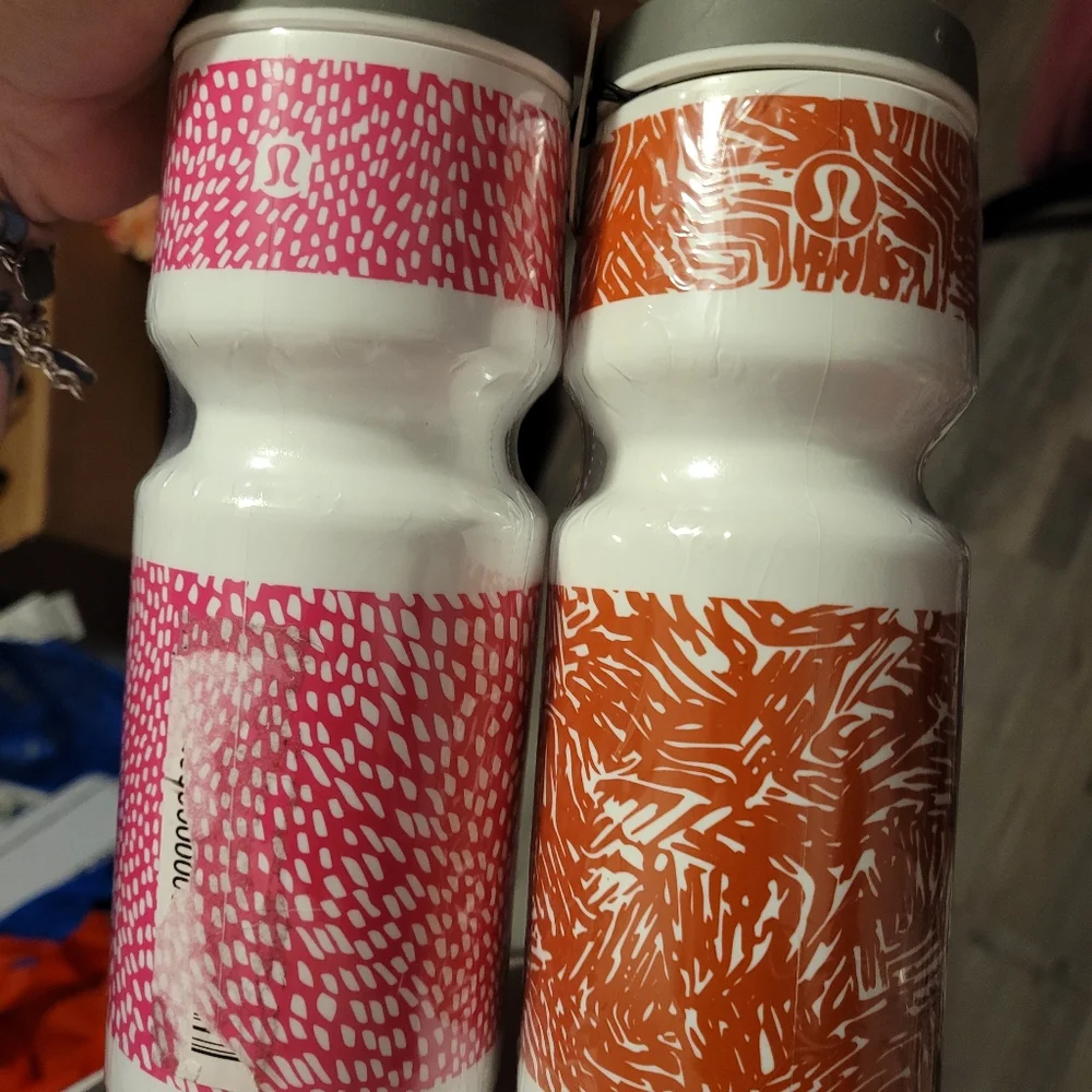 Lululemon purist cycling water bottles,READ FULL POST. - Picture 4 of 6